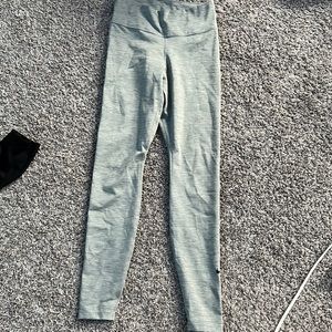 gray nike dri-fit leggings!